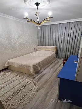 Satılır 4 otaqlı köhnə tikili 110 m²