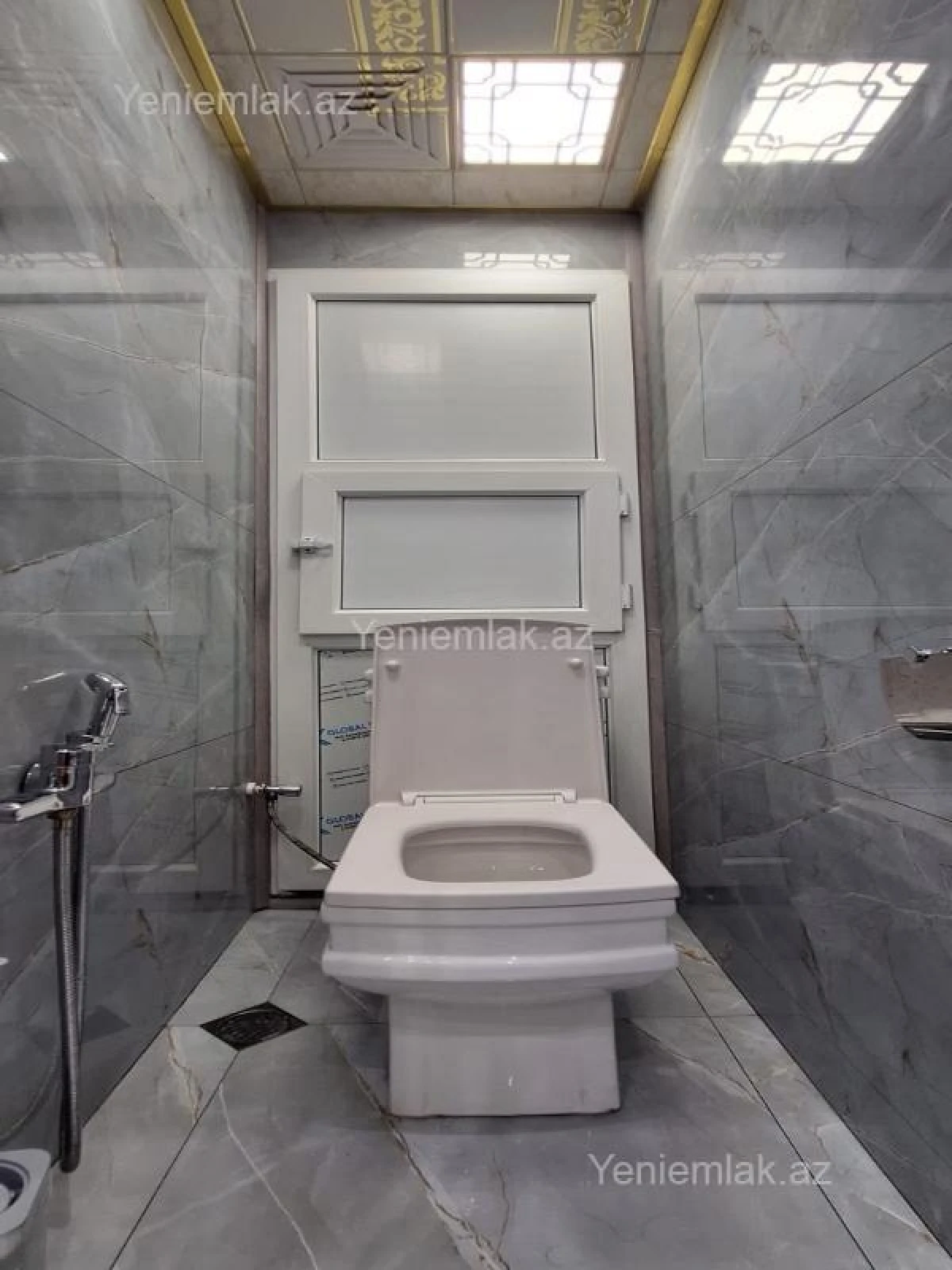 Satılır 4 otaqlı köhnə tikili 110 m²