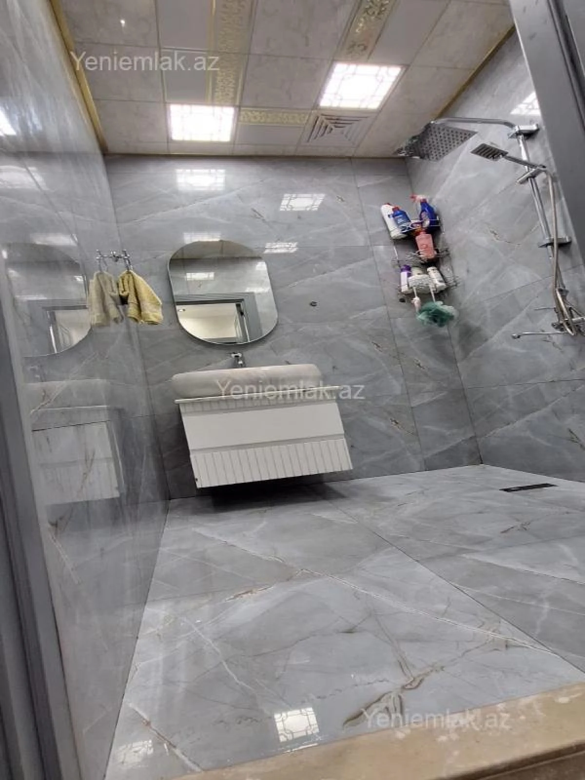 Satılır 4 otaqlı köhnə tikili 110 m²