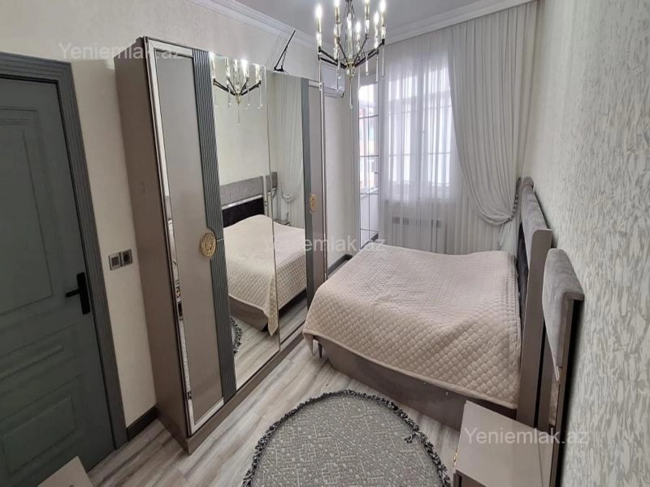 Satılır 4 otaqlı köhnə tikili 110 m²