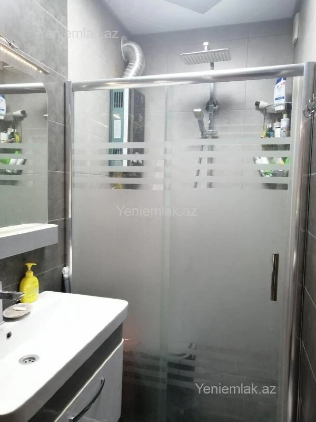 Satılır 3 otaqlı köhnə tikili 85 m²