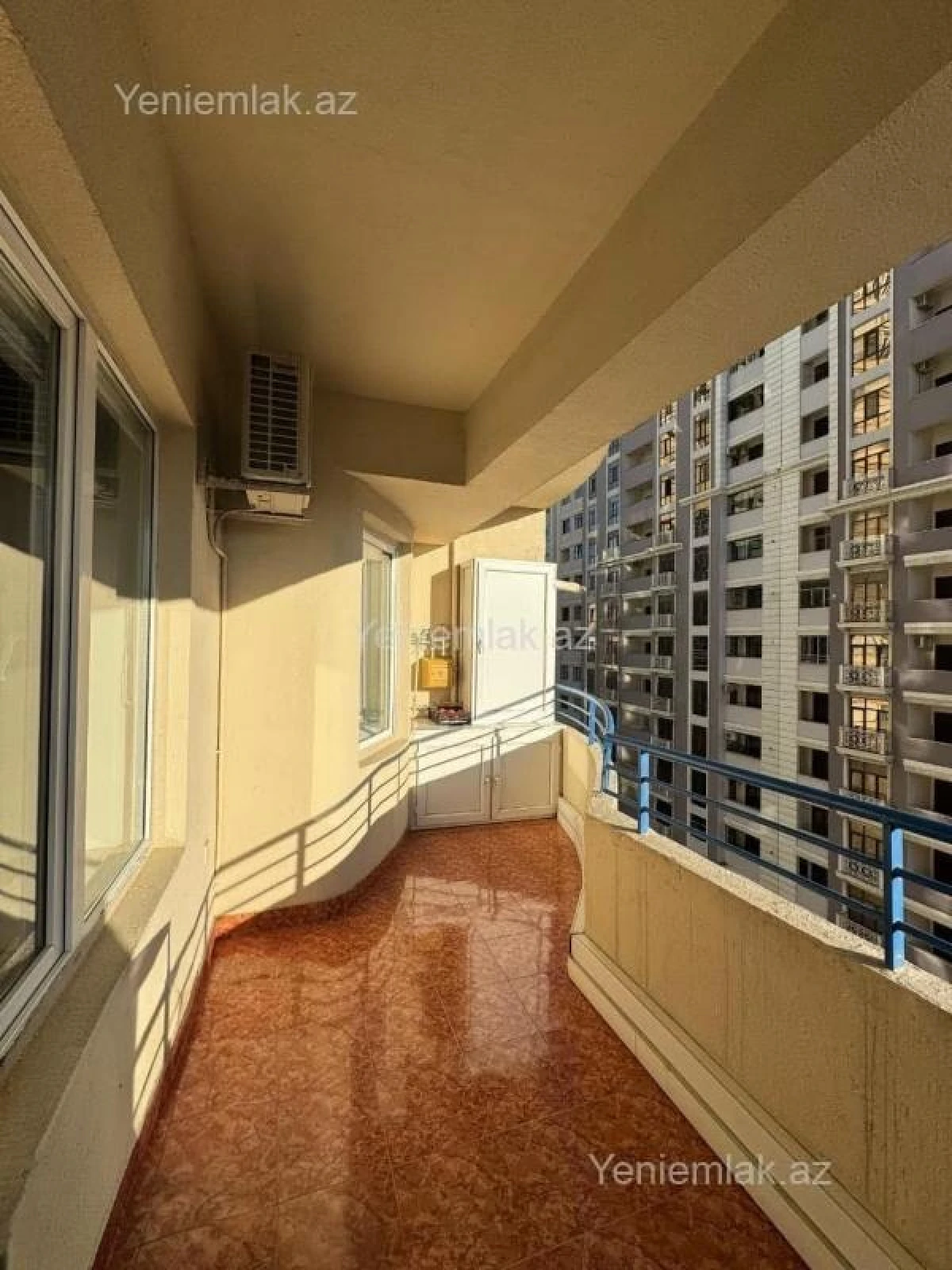 Satılır 4 otaqlı yeni tikili 190 m²