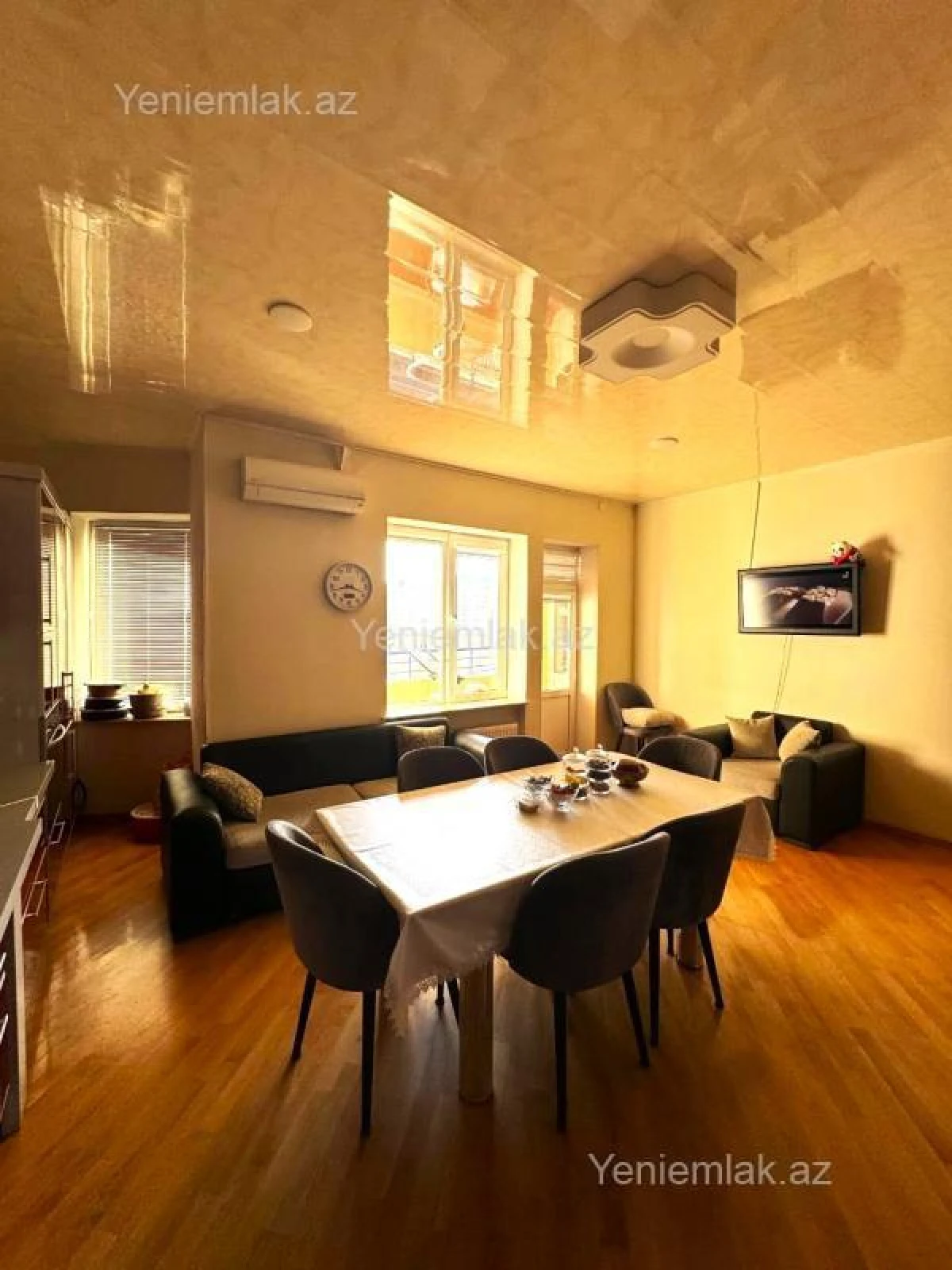 Satılır 4 otaqlı yeni tikili 190 m²