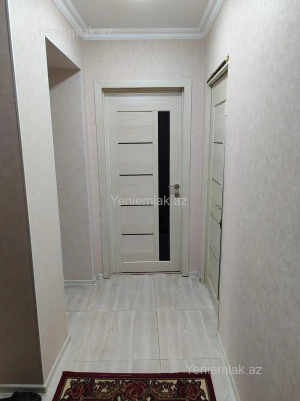 Satılır 4 otaqlı köhnə tikili 110 m²