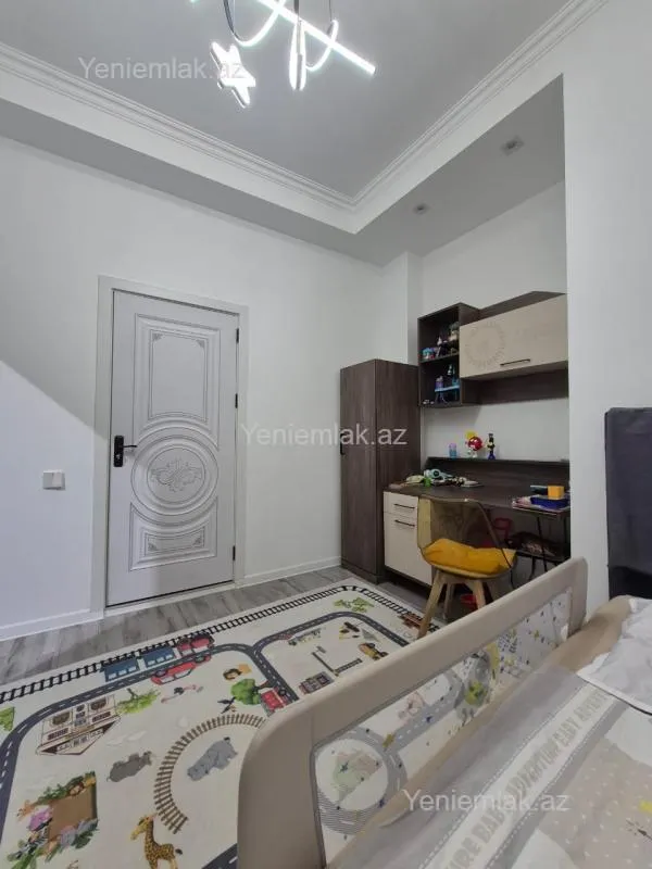 Satılır 3 otaqlı yeni tikili 70 m²