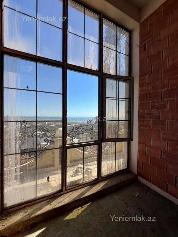 Satılır 4 otaqlı yeni tikili 132 m²