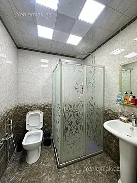 Satılır 3 otaqlı yeni tikili 70 m²