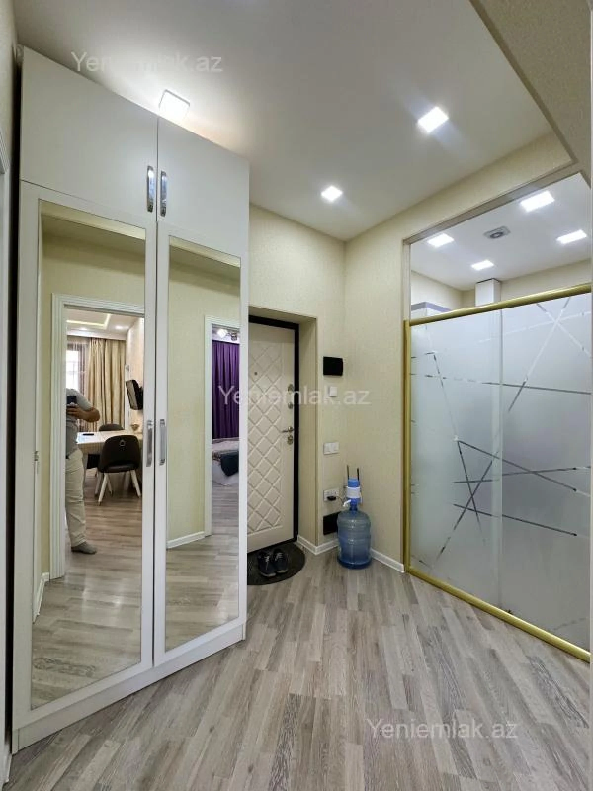Satılır 3 otaqlı yeni tikili 70 m²