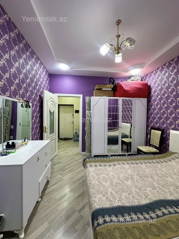 Satılır 3 otaqlı yeni tikili 70 m²