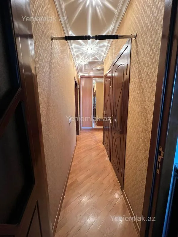 Satılır 3 otaqlı köhnə tikili 90 m²