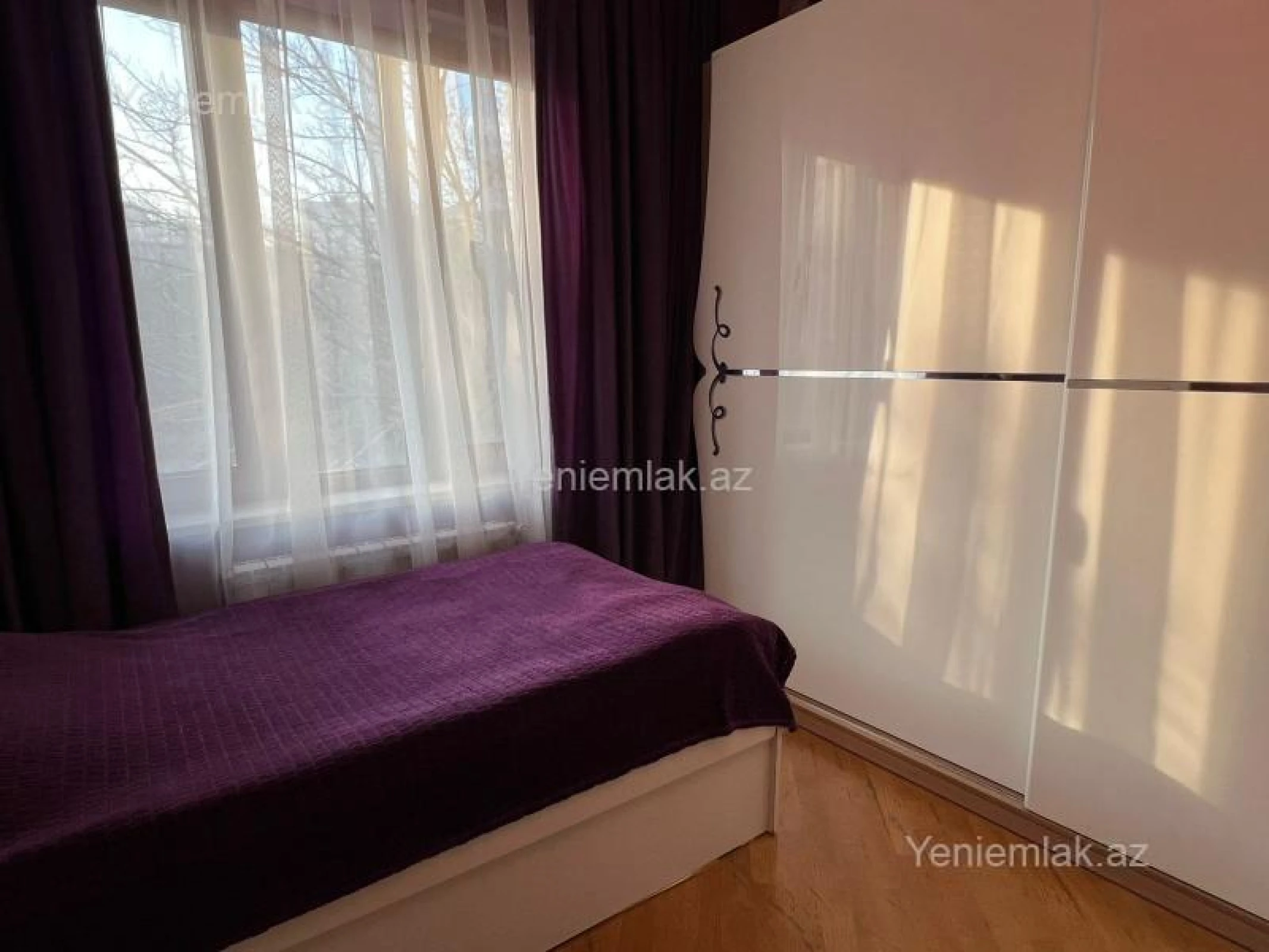 Satılır 3 otaqlı köhnə tikili 90 m²