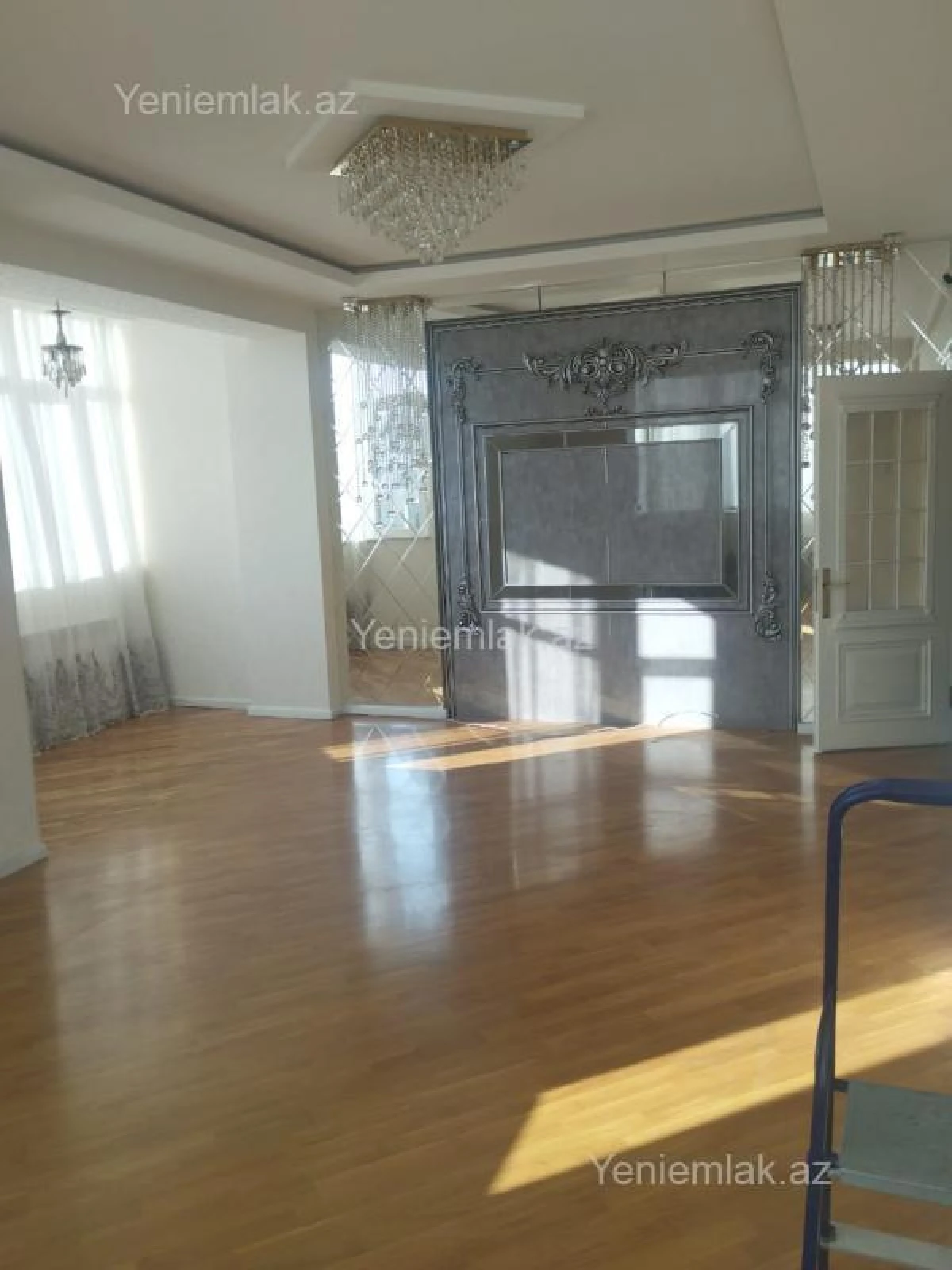 Satılır 3 otaqlı yeni tikili 120 m²
