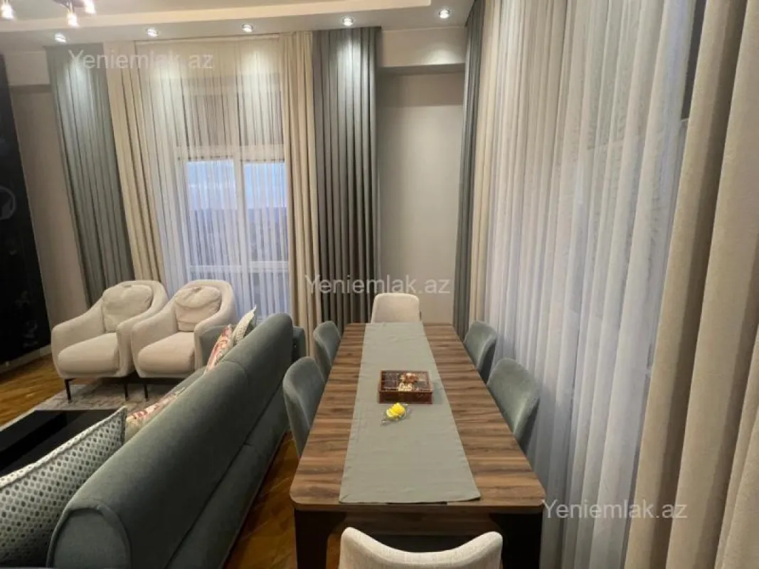 Satılır 4 otaqlı yeni tikili 115 m²