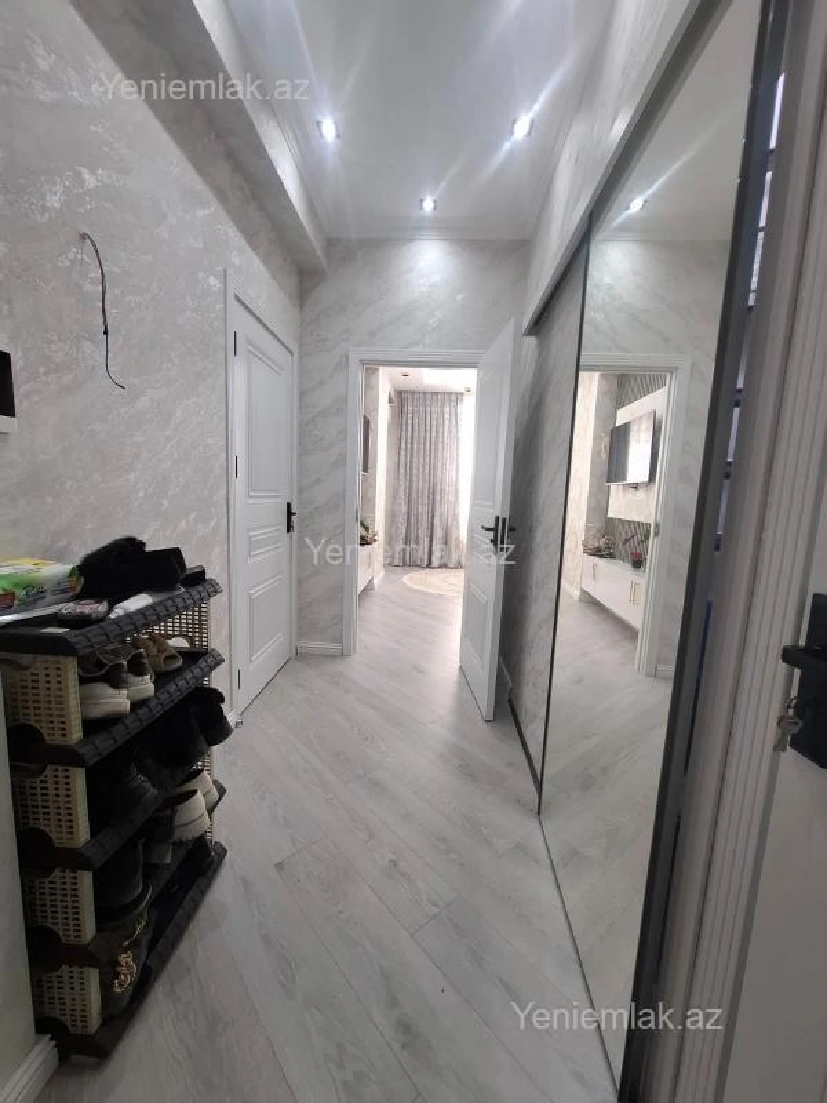 Satılır 2 otaqlı yeni tikili 68 m²