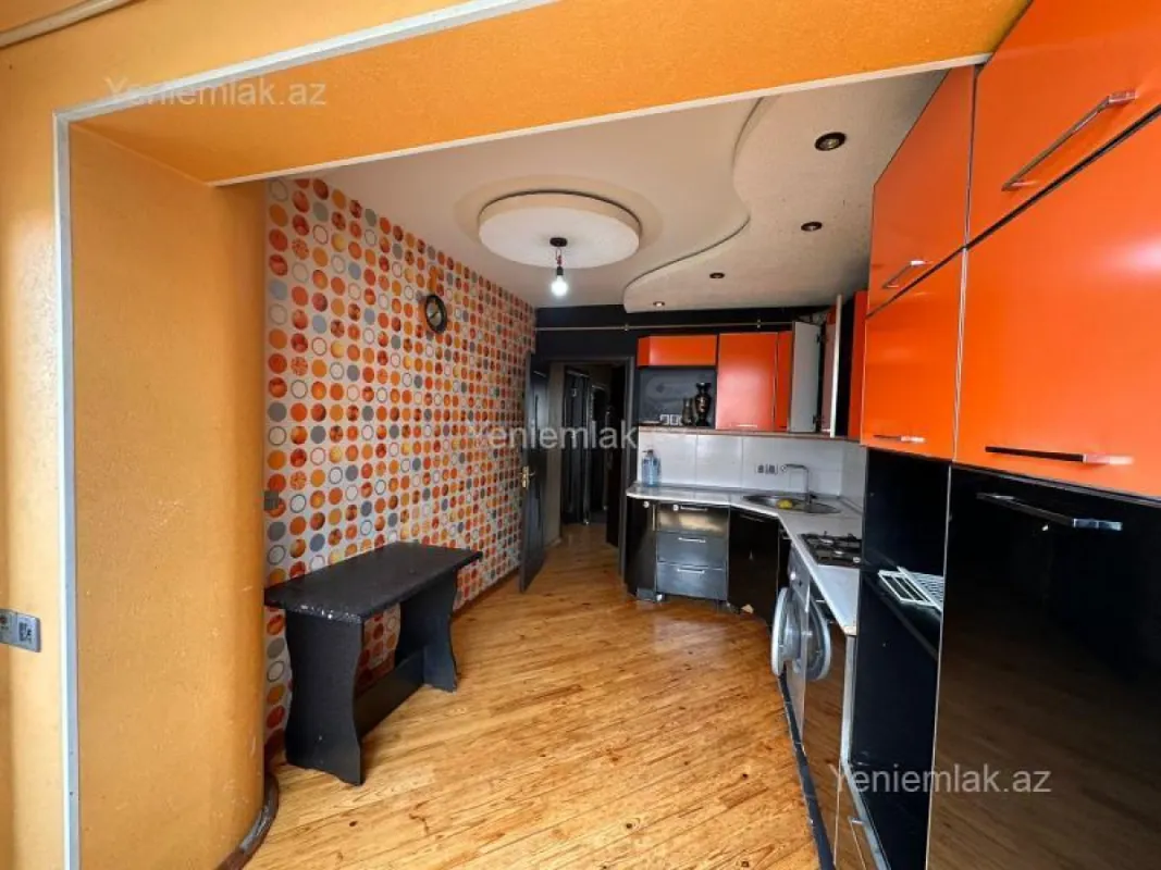 Satılır 2 otaqlı yeni tikili 70 m²