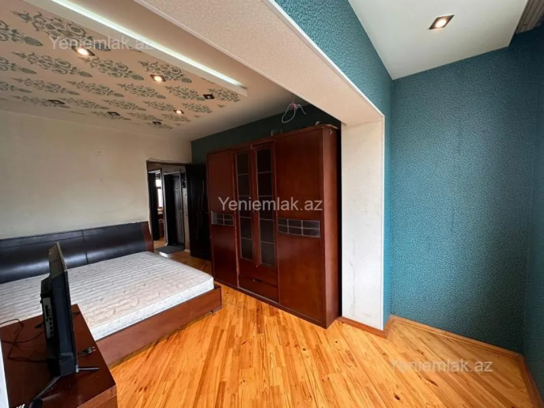 Satılır 2 otaqlı yeni tikili 70 m²