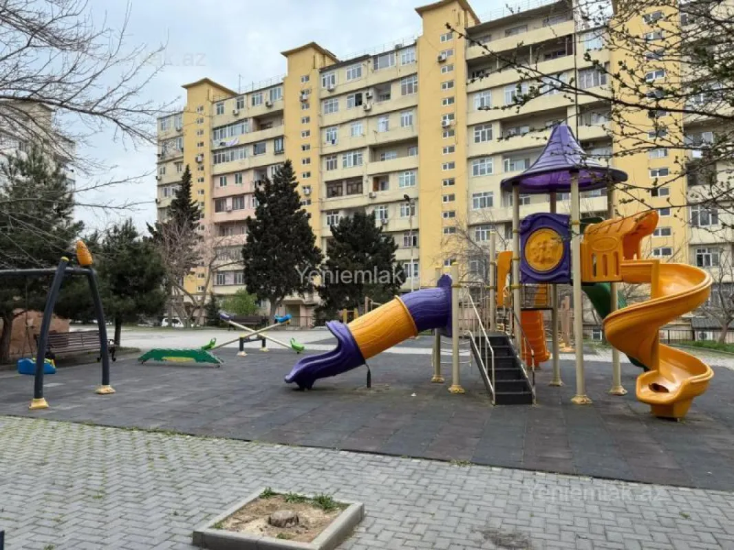 Satılır 2 otaqlı yeni tikili 70 m²
