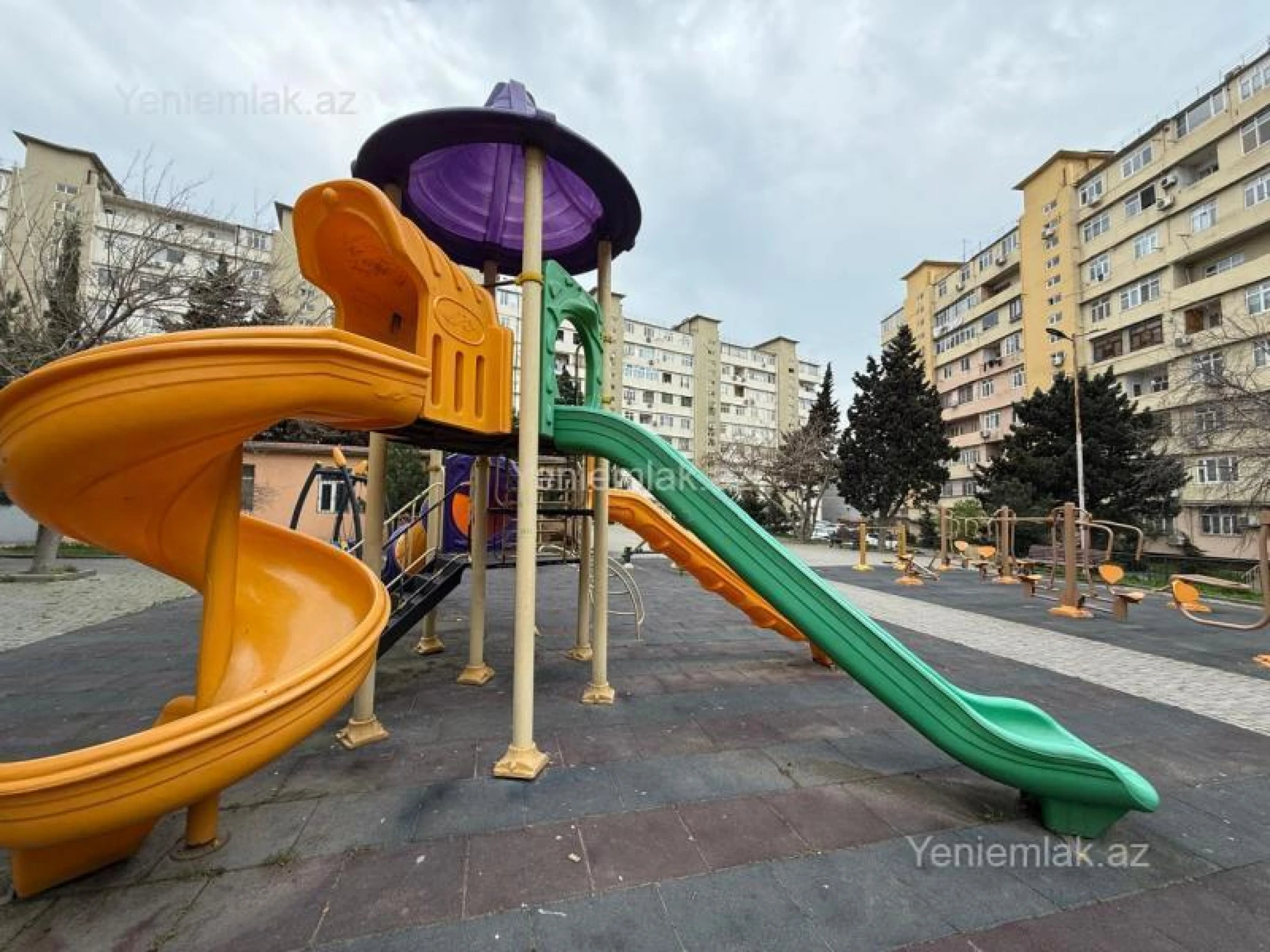 Satılır 2 otaqlı yeni tikili 70 m²