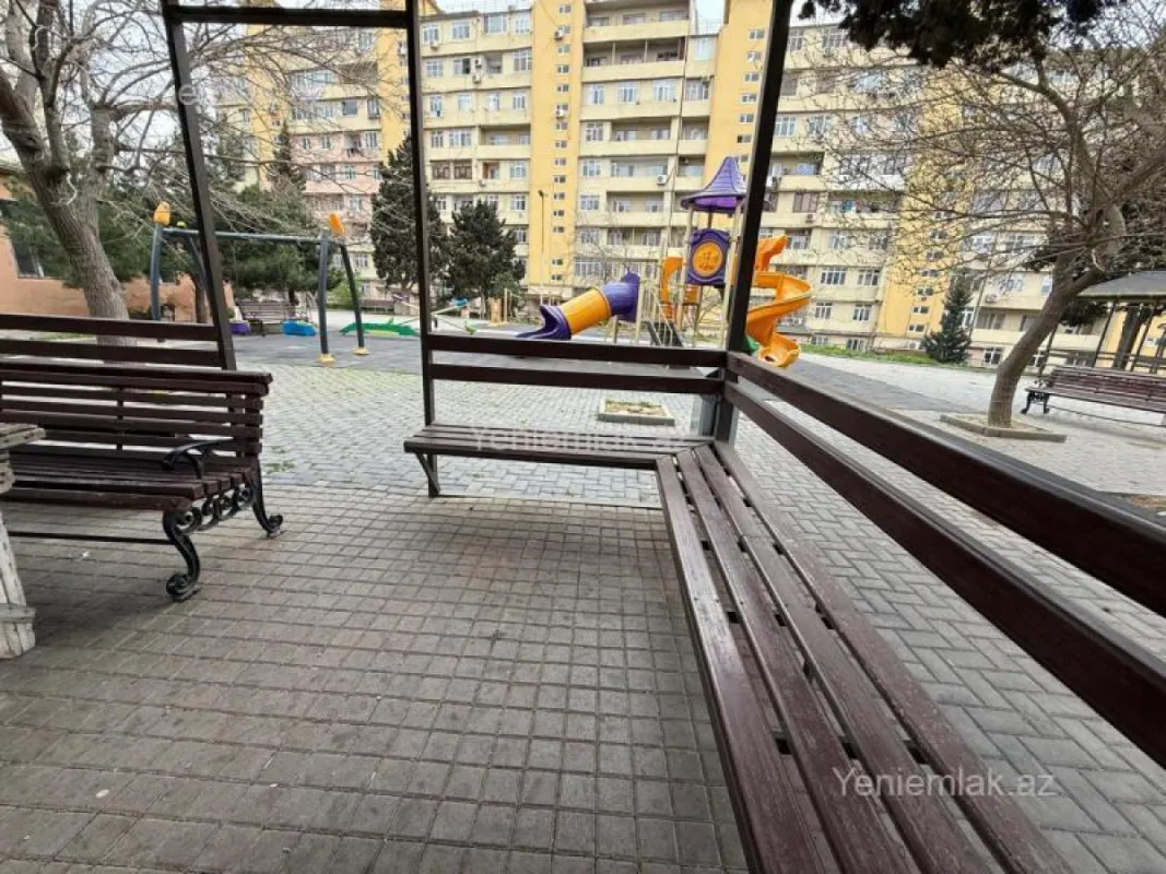 Satılır 2 otaqlı yeni tikili 70 m²