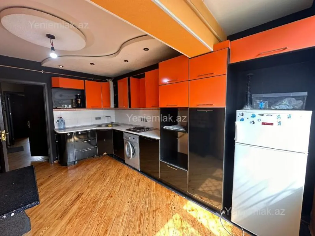 Satılır 2 otaqlı yeni tikili 70 m²