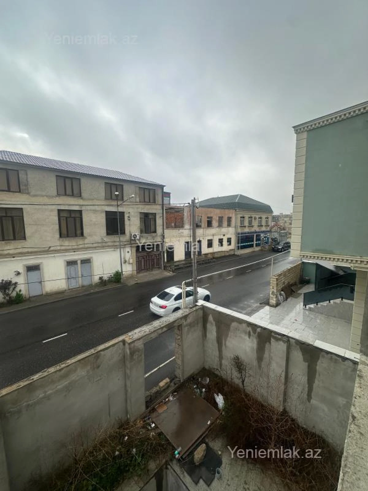 Satılır 5 otaqlı həyət evi 190 m²