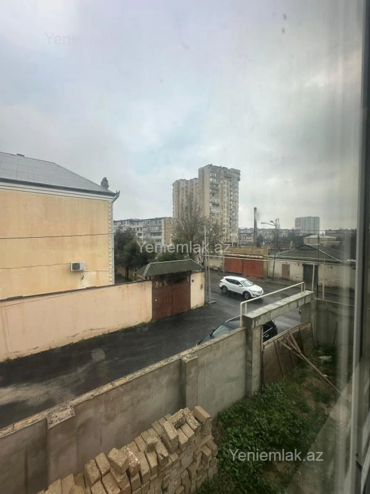 Satılır 5 otaqlı həyət evi 190 m²