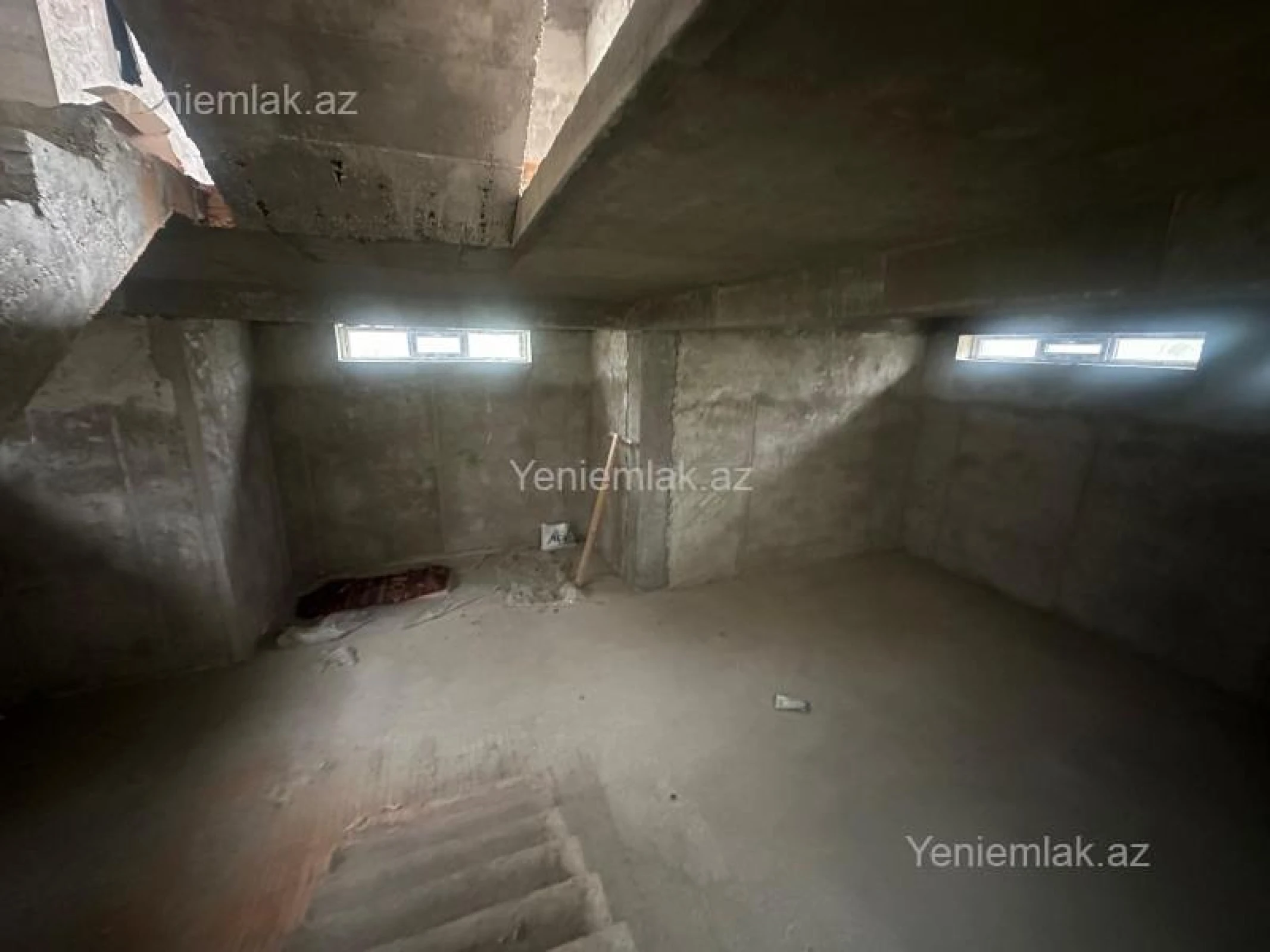 Satılır 5 otaqlı həyət evi 190 m²