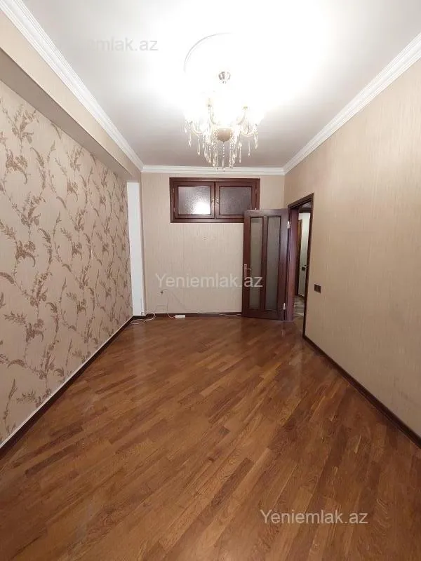 Satılır 2 otaqlı köhnə tikili 50 m²