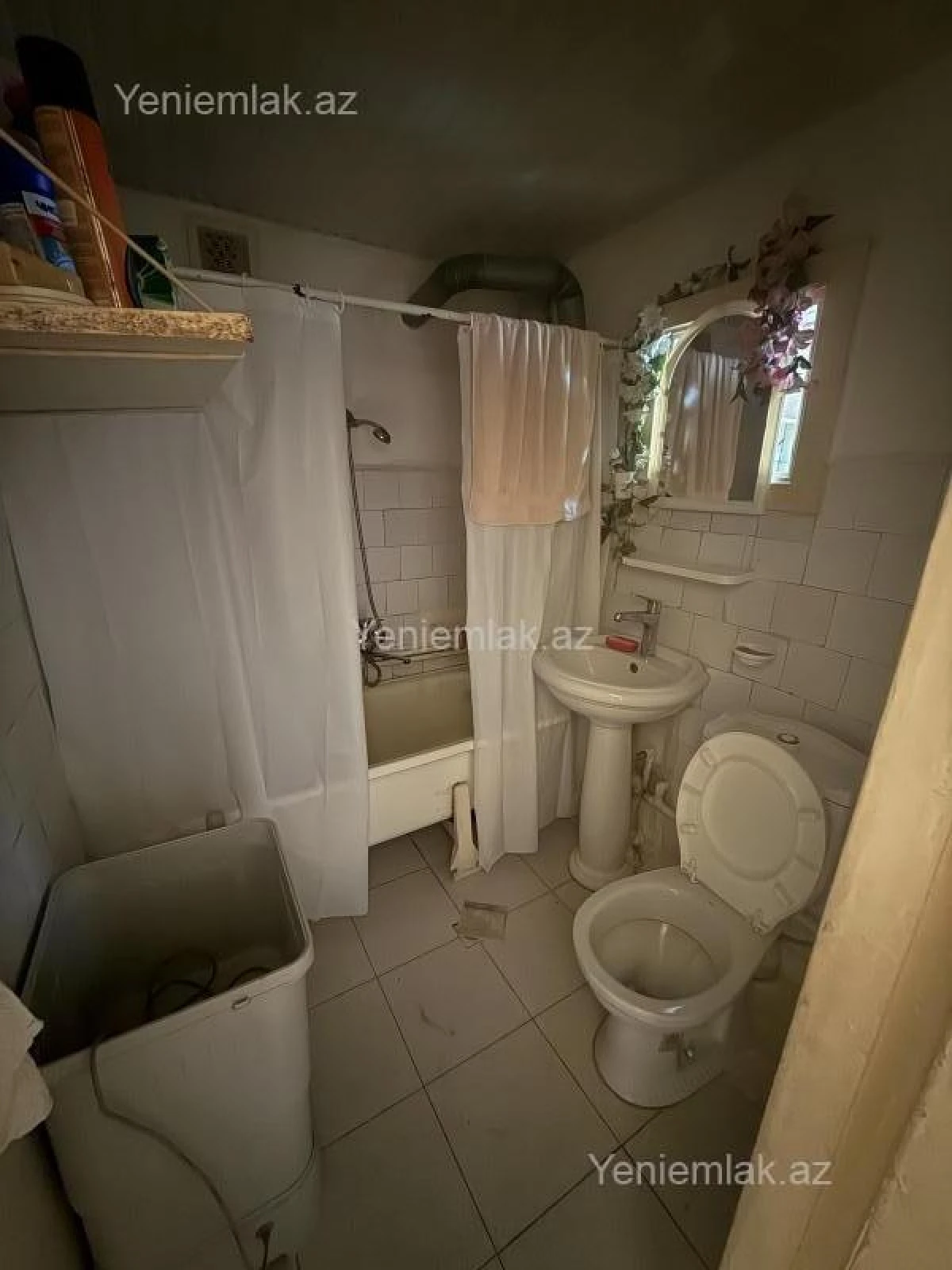 Satılır 1 otaqlı köhnə tikili 33 m²