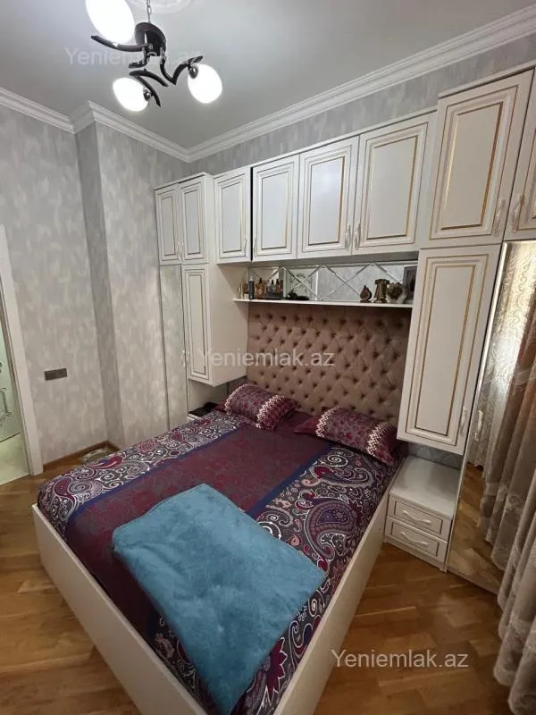 Satılır 2 otaqlı yeni tikili 55 m²