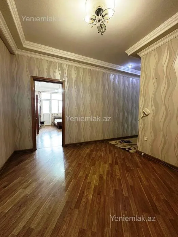 Satılır 3 otaqlı yeni tikili 125 m²