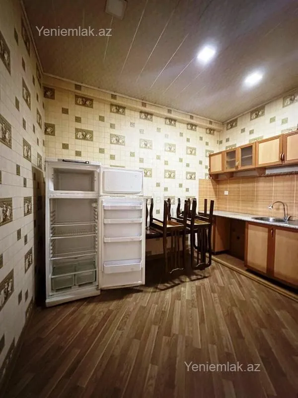 Satılır 3 otaqlı yeni tikili 125 m²