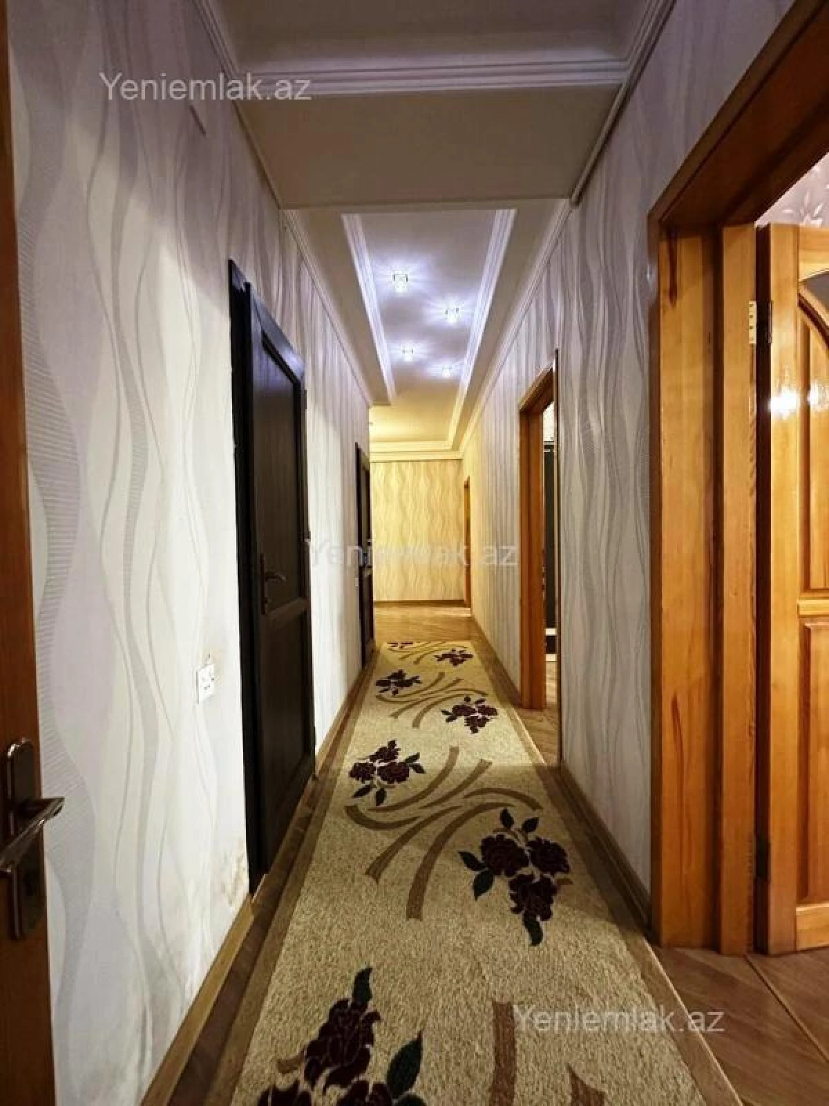 Satılır 3 otaqlı yeni tikili 125 m²