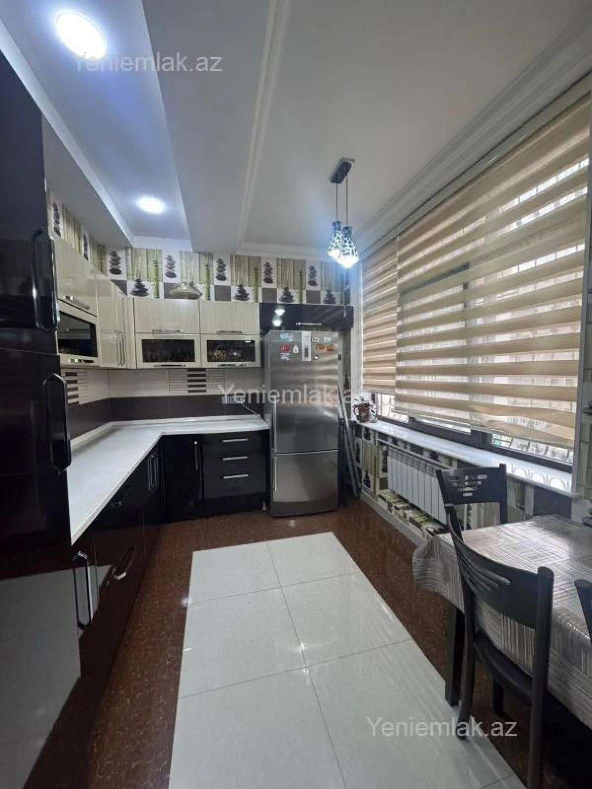 Satılır 4 otaqlı yeni tikili 150 m²