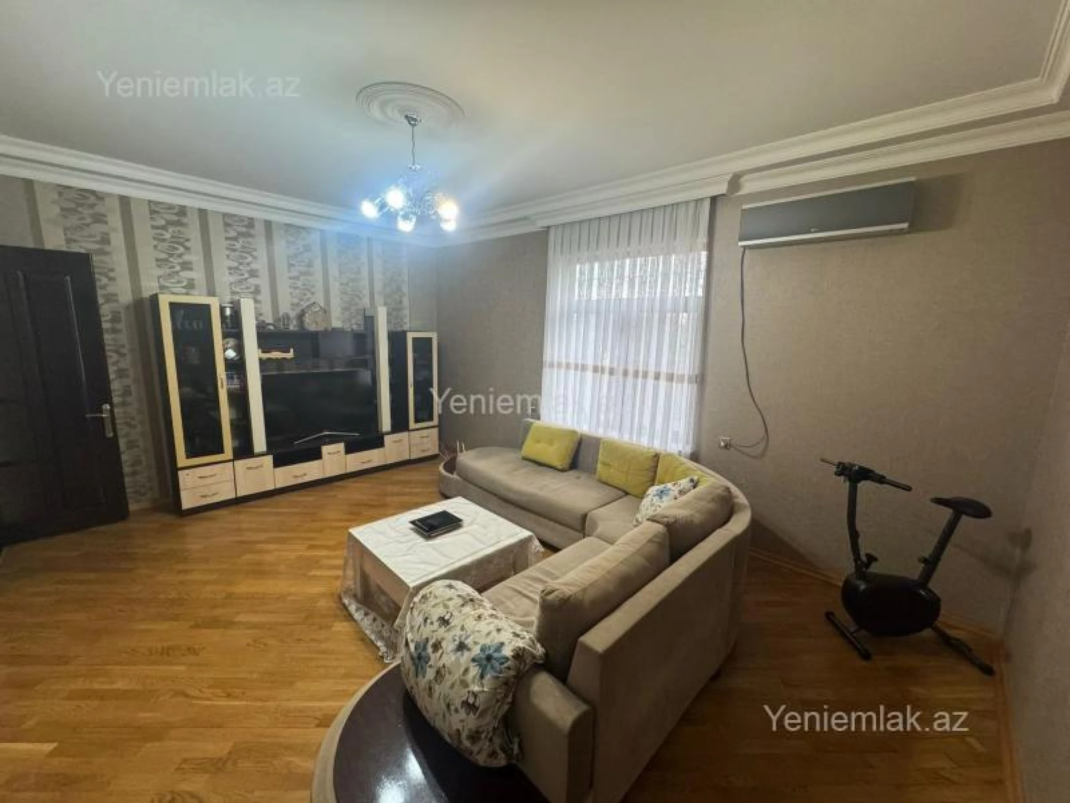 Satılır 4 otaqlı yeni tikili 150 m²