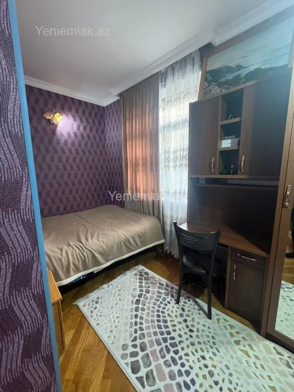 Satılır 4 otaqlı yeni tikili 150 m²