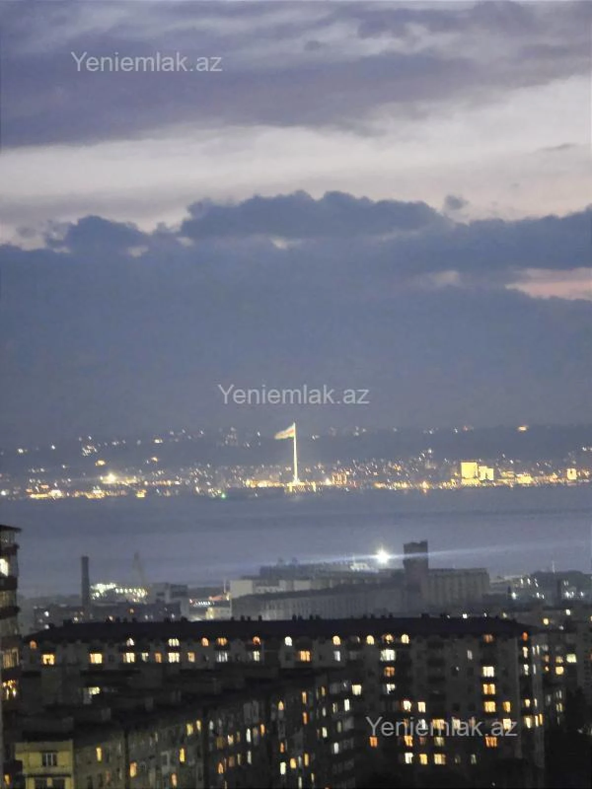 Satılır 2 otaqlı yeni tikili 82 m²