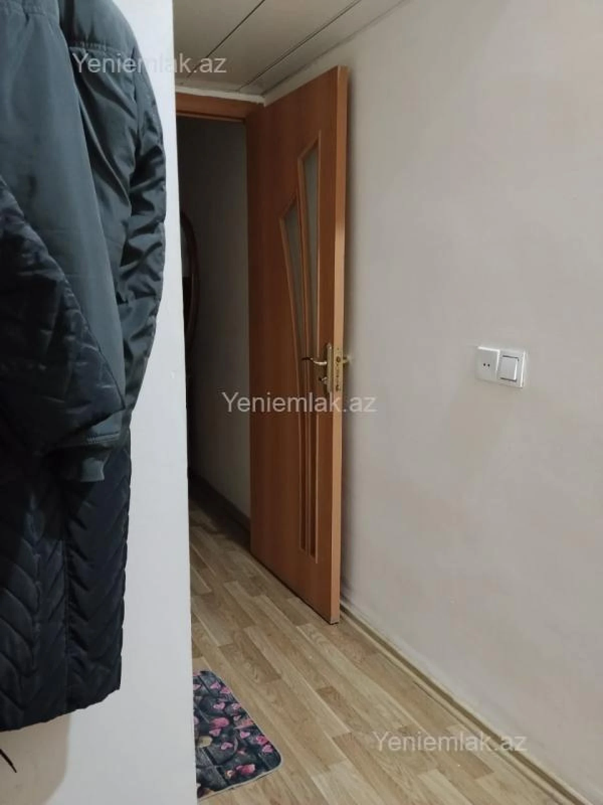 Satılır 2 otaqlı köhnə tikili 50 m²