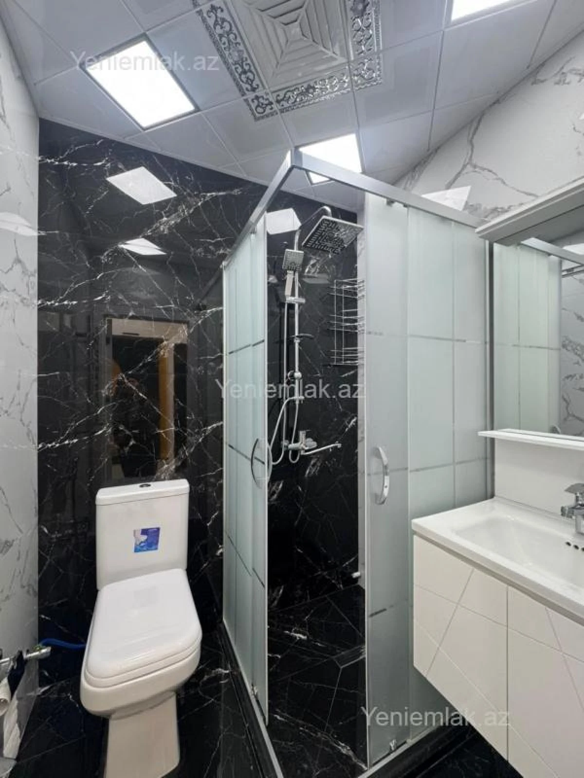 Satılır 3 otaqlı köhnə tikili 60 m²