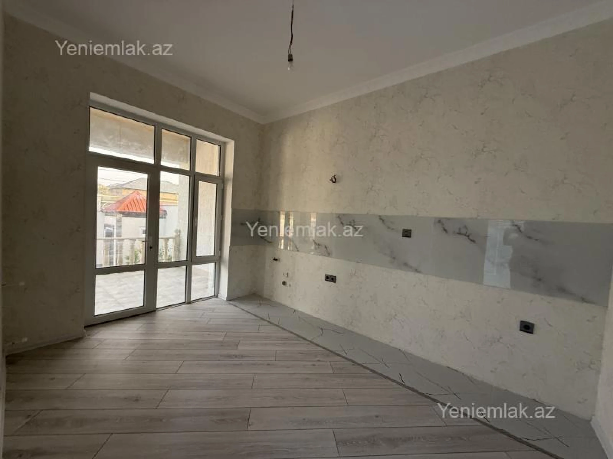Satılır 4 otaqlı həyət evi 120 m²