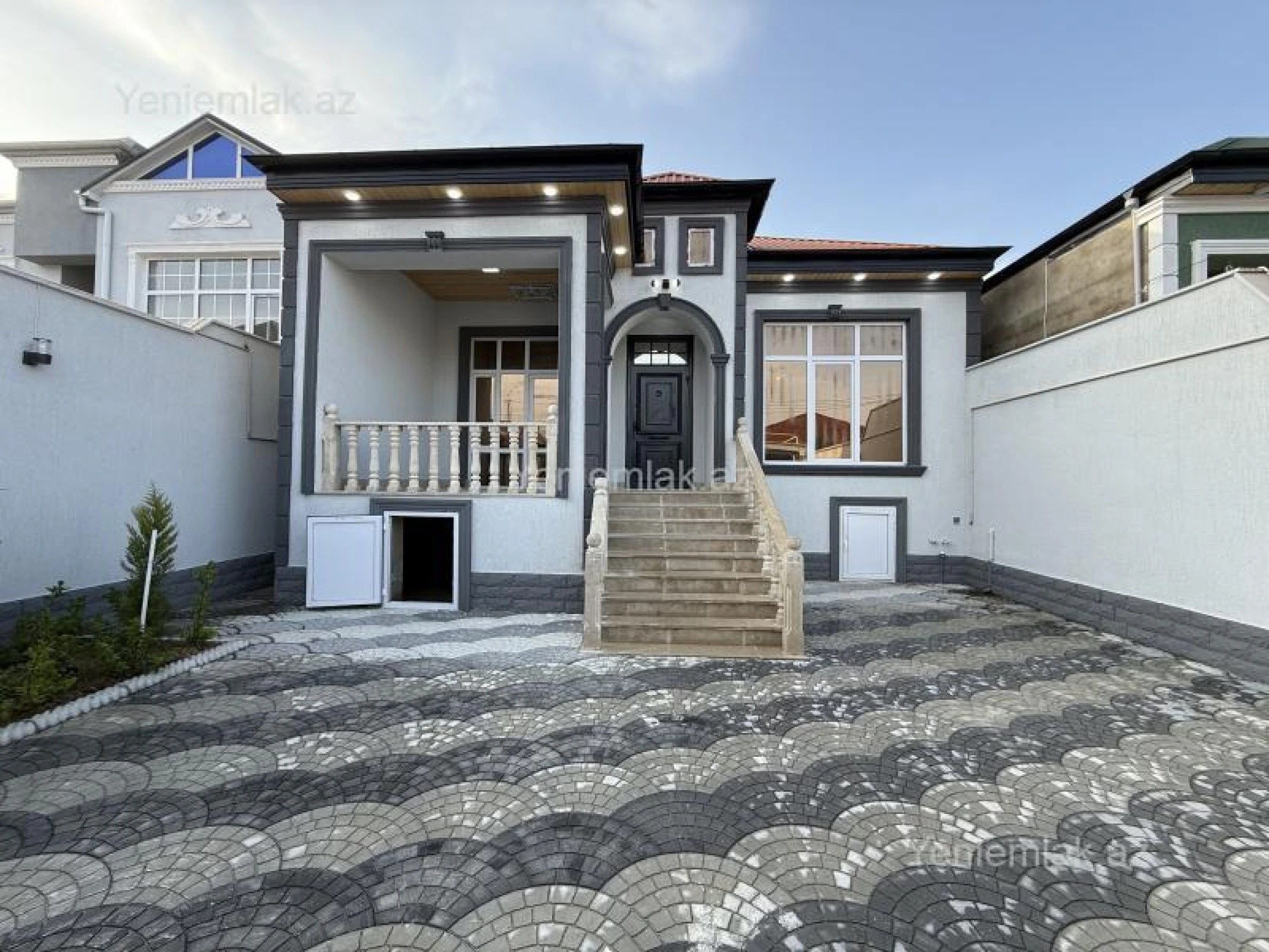 Satılır 4 otaqlı həyət evi 120 m²