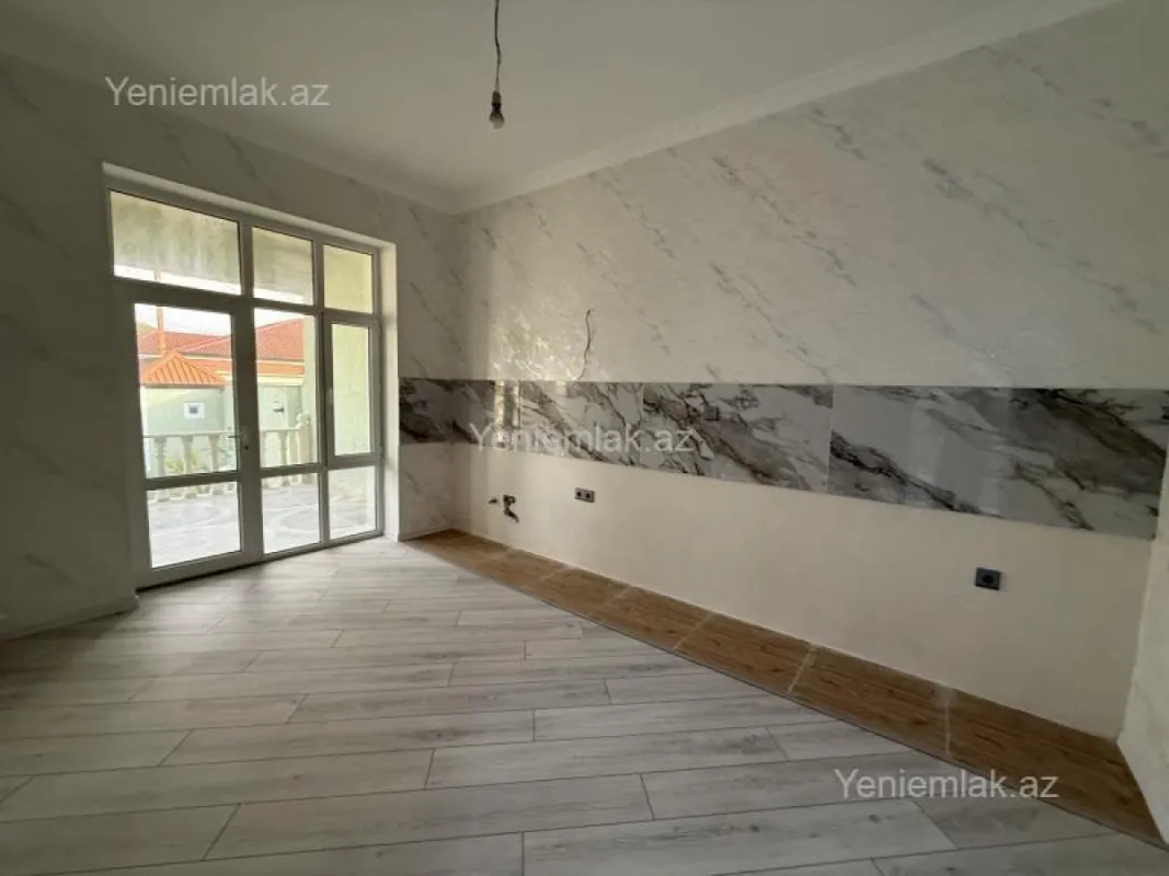 Satılır 4 otaqlı həyət evi 120 m²