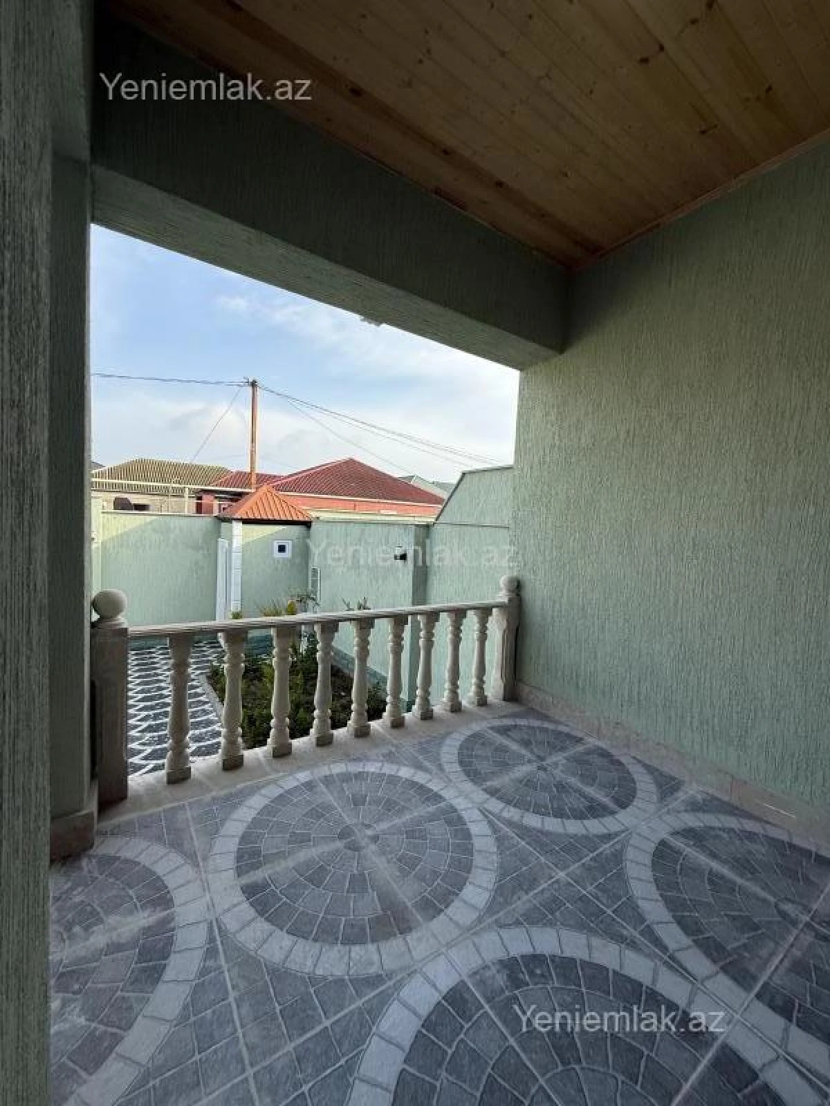 Satılır 4 otaqlı həyət evi 120 m²