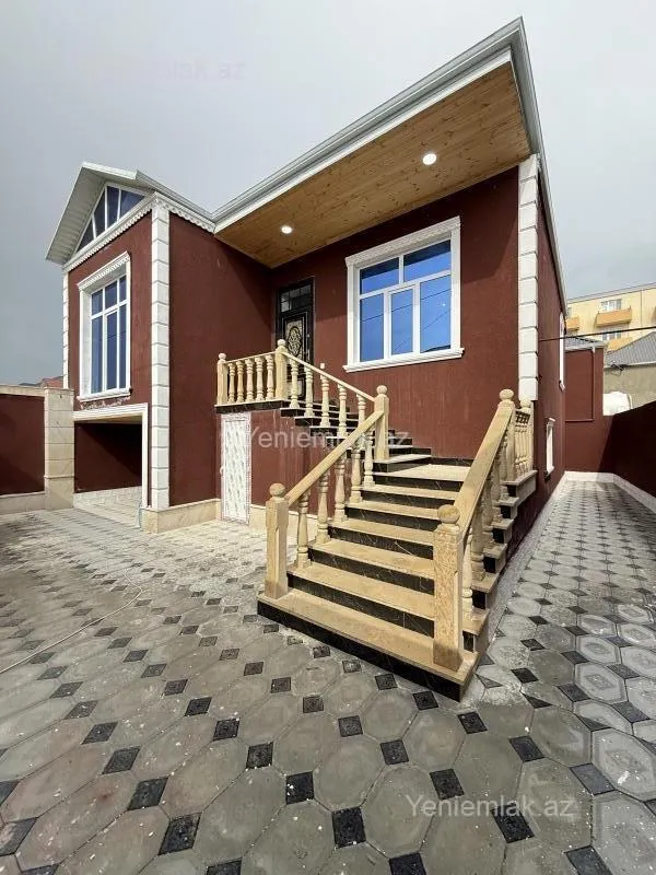 Satılır 3 otaqlı həyət evi 100 m²