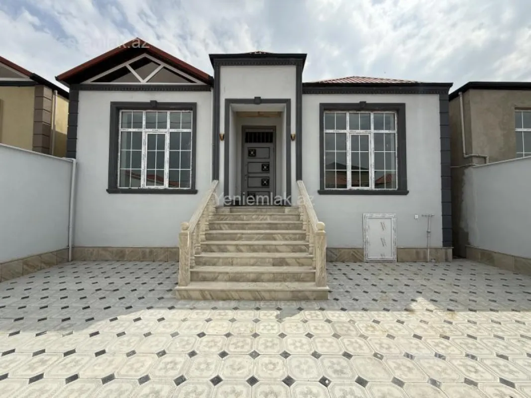 Satılır 4 otaqlı həyət evi 120 m²