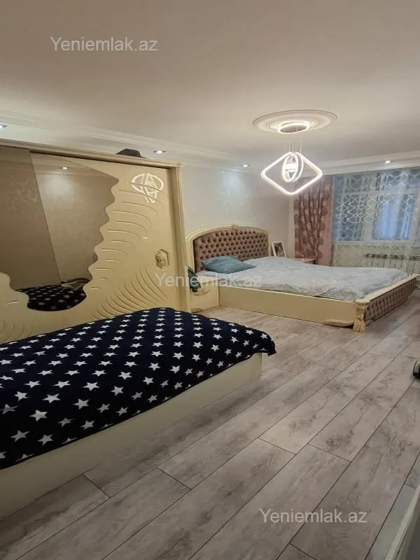 Satılır 3 otaqlı köhnə tikili 74 m²