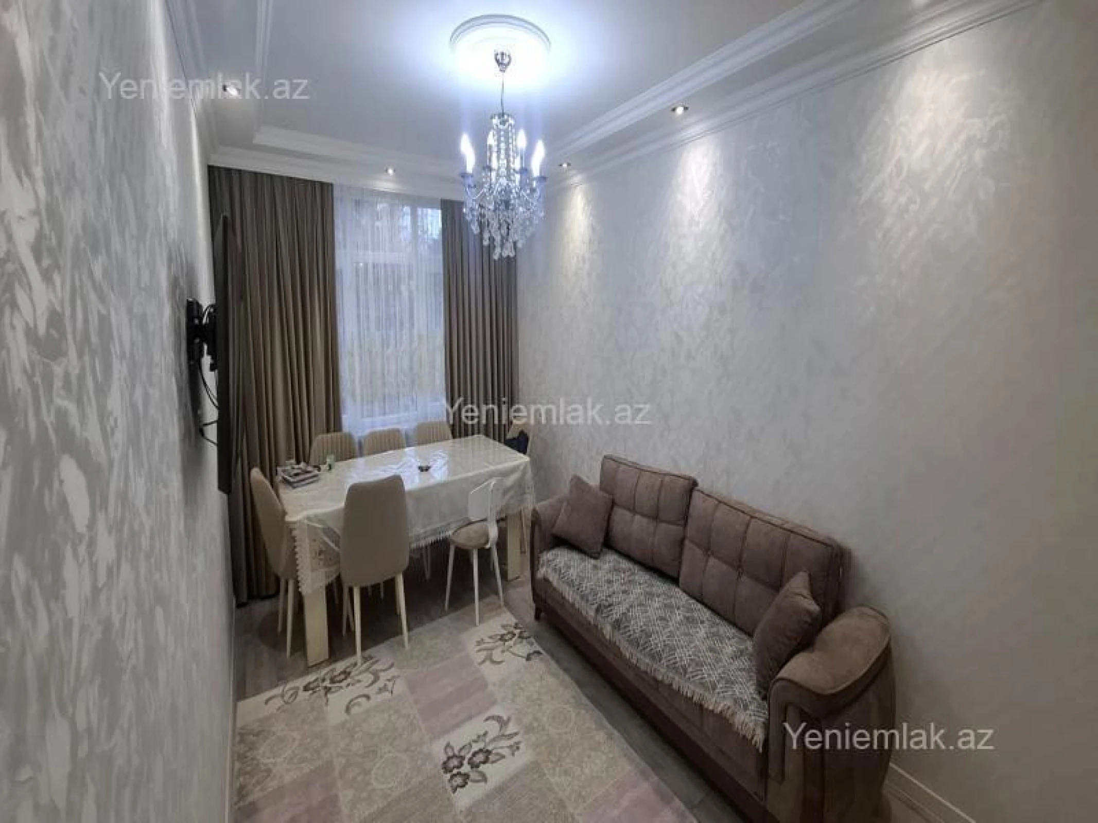 Satılır 3 otaqlı köhnə tikili 74 m²