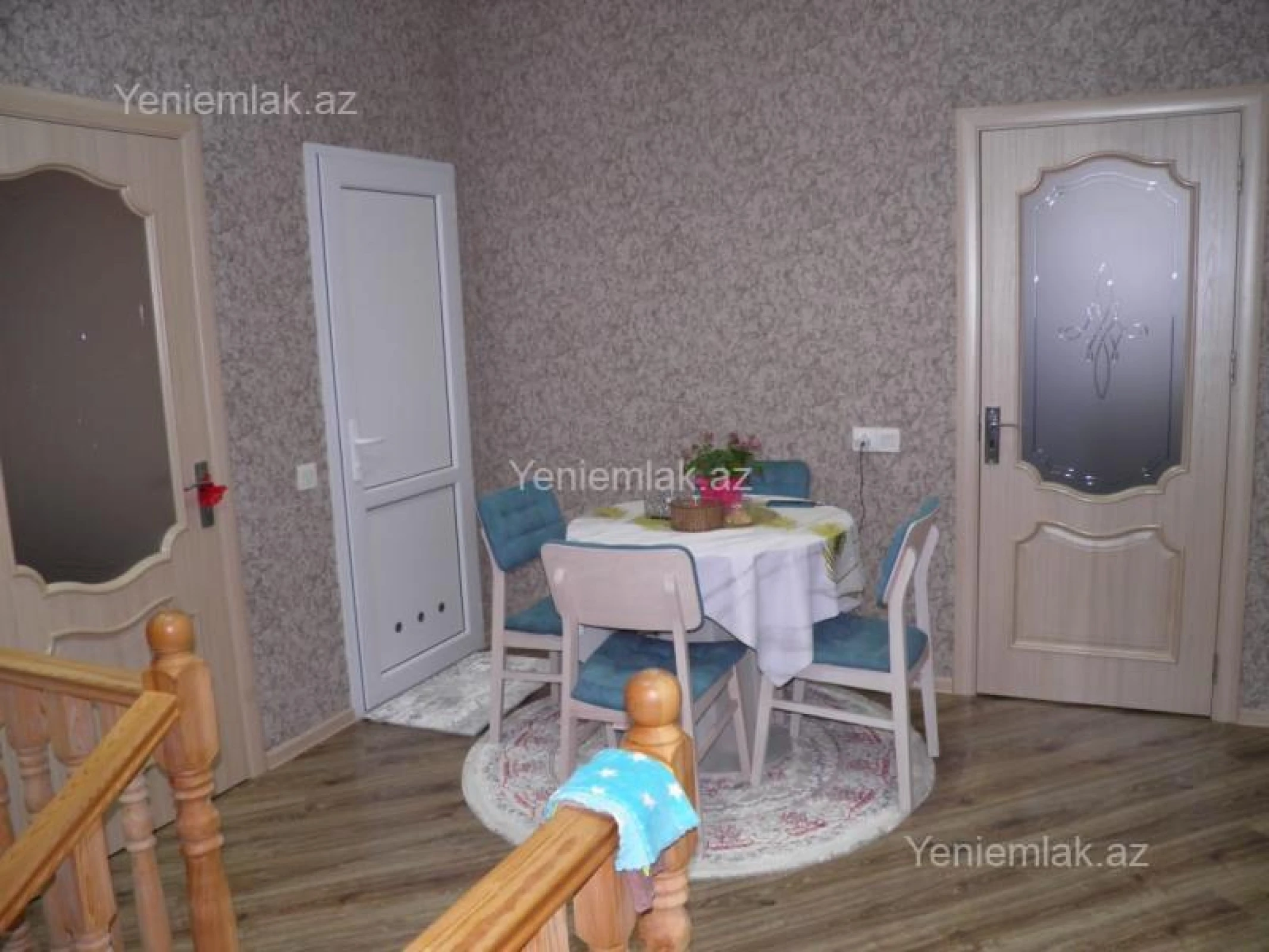 Satılır 5 otaqlı həyət evi 220 m²