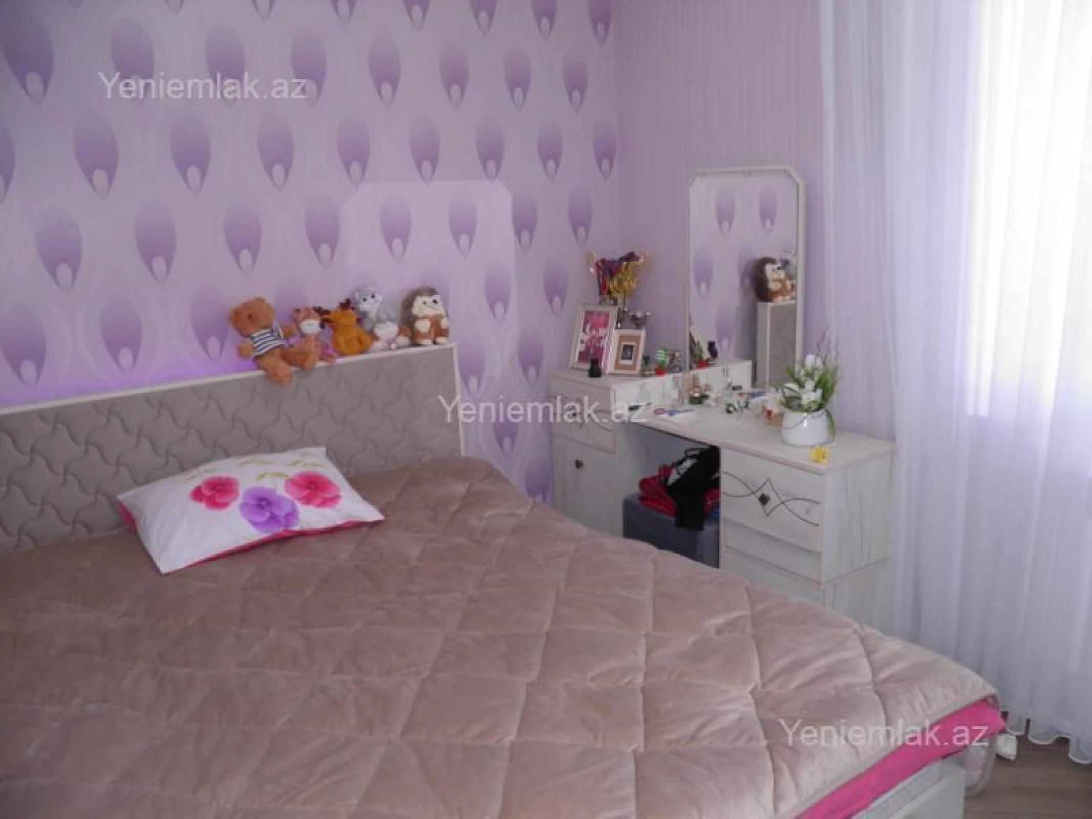 Satılır 5 otaqlı həyət evi 220 m²