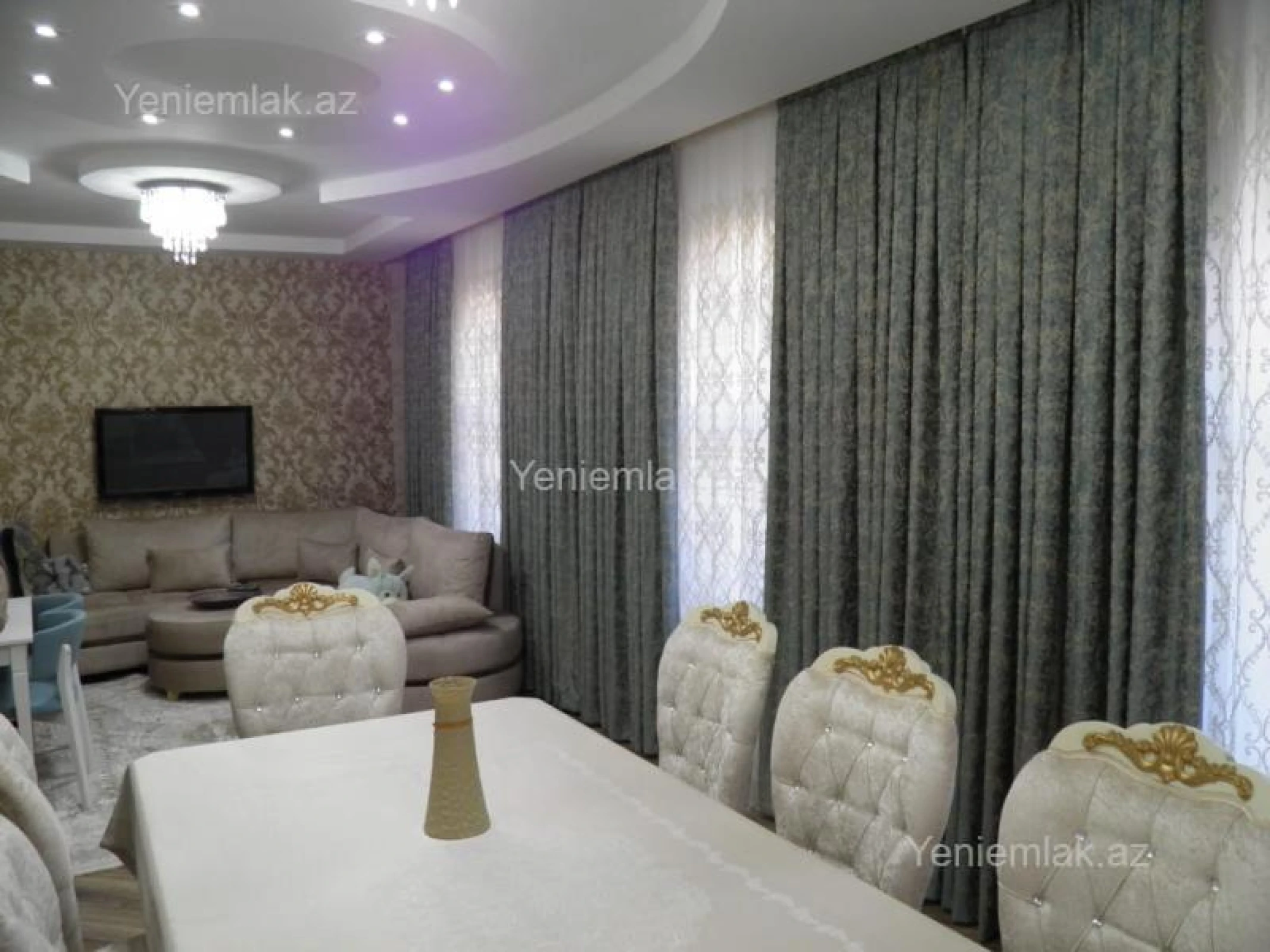 Satılır 5 otaqlı həyət evi 220 m²